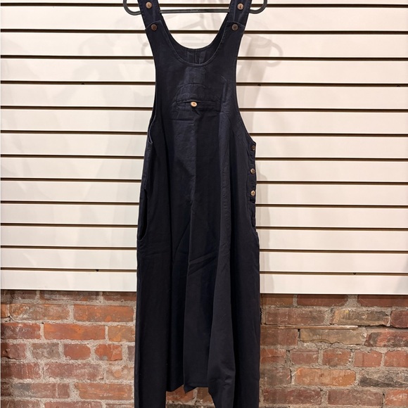 Mustard Yellow Buttoned Jumpsuit - Picture 7 of 8